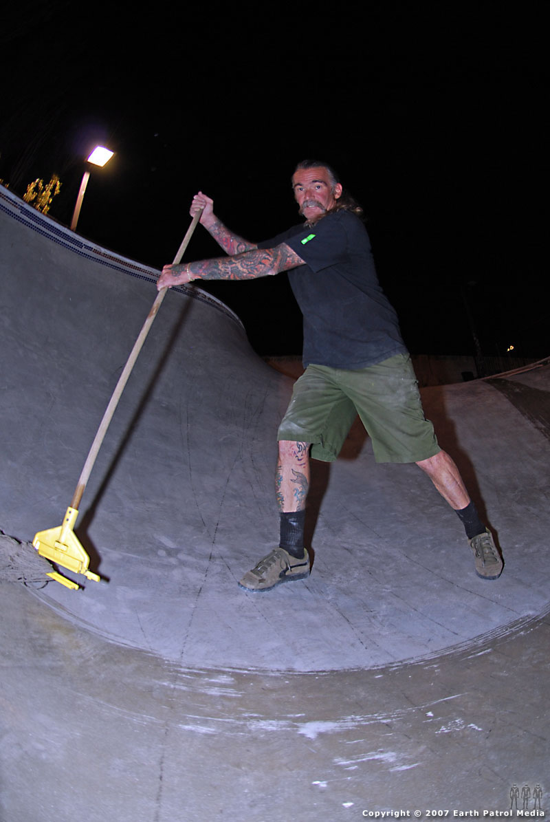 Tim - Mopping the Bowl @ Wagon Wheel